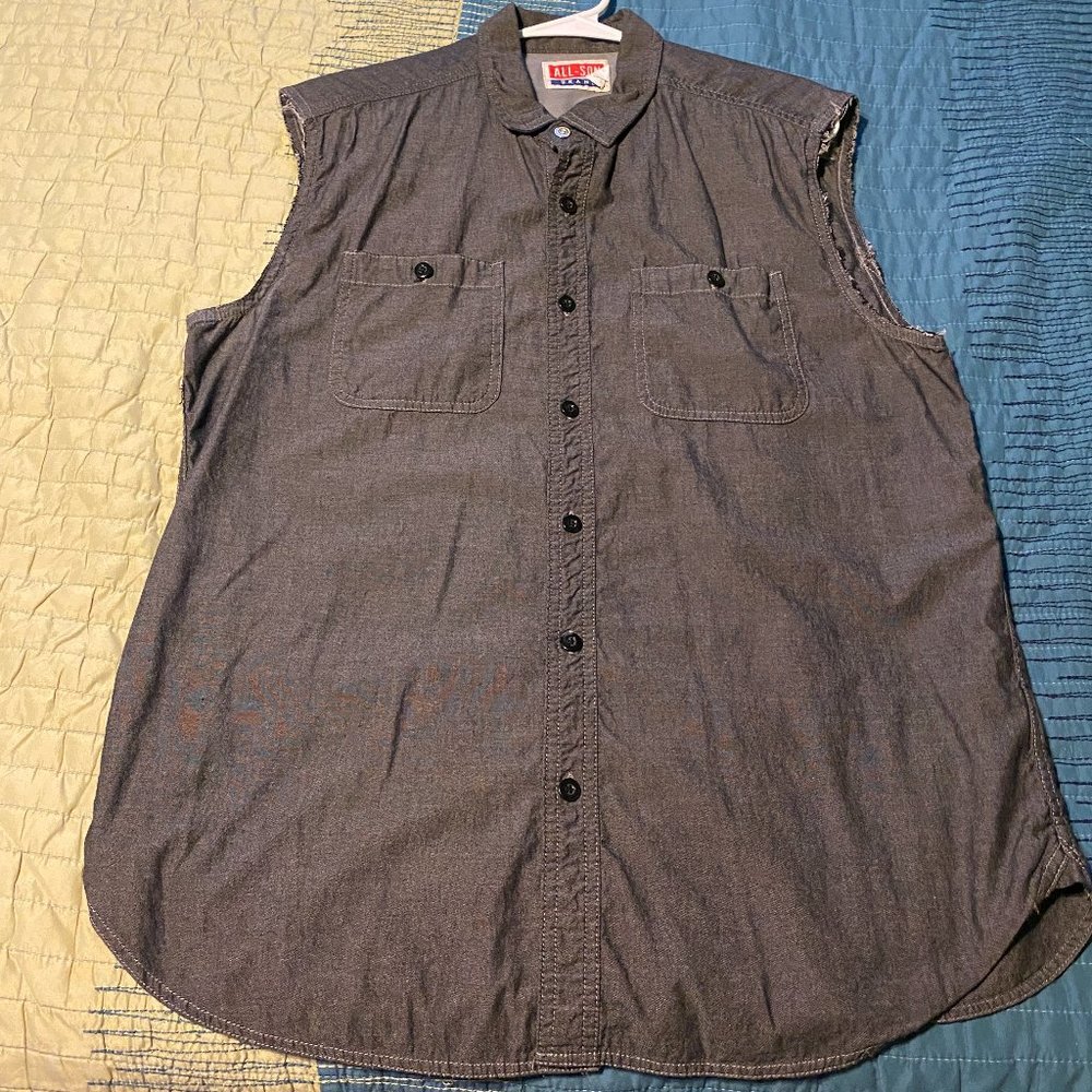 All Son Cut Off Sleeve Button Down Shirt